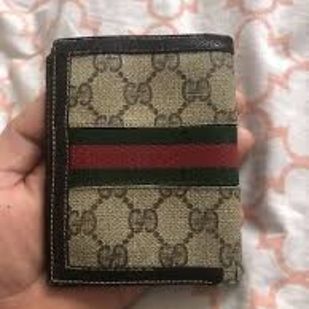 Gucci wallet